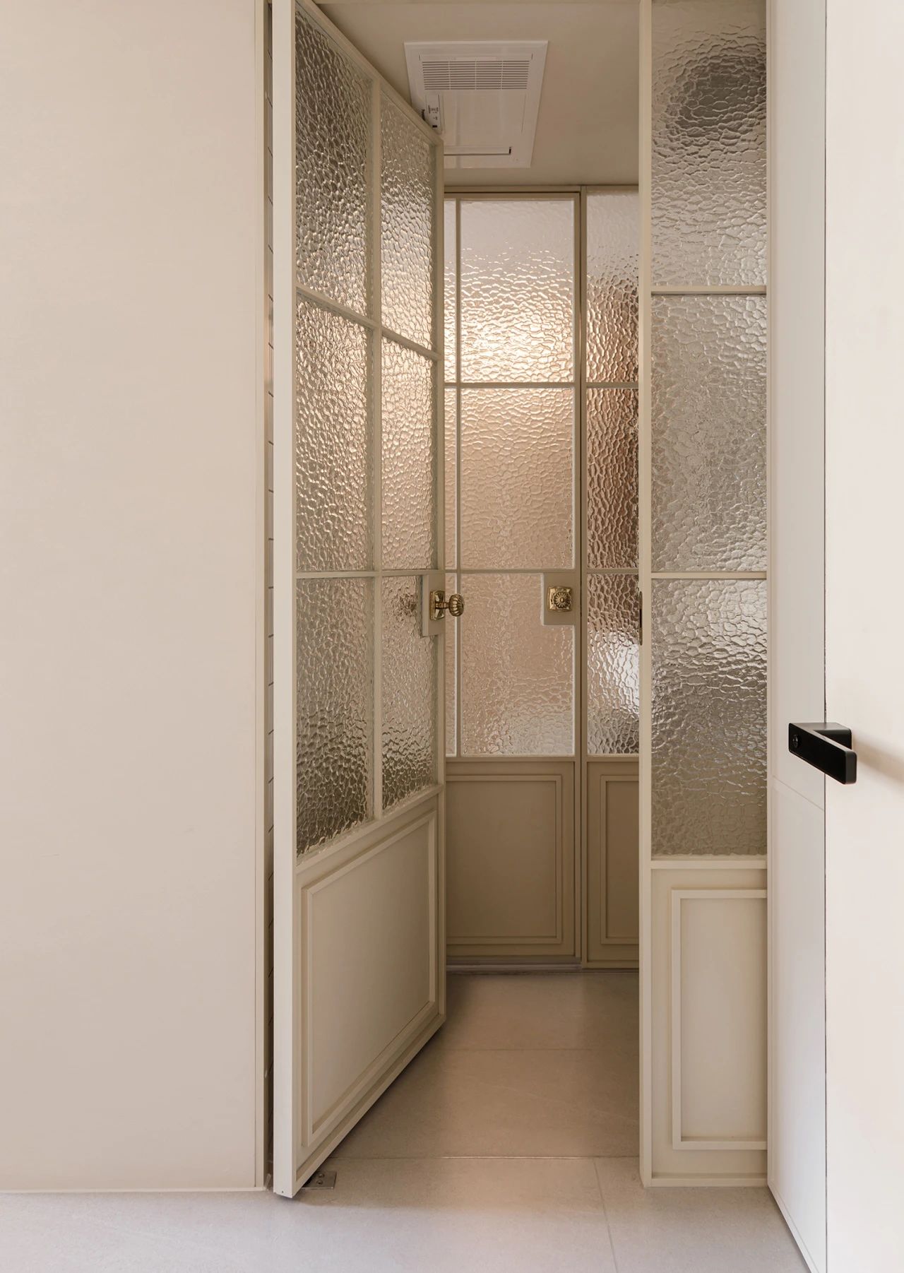 线面布局，石材联动 | 年轻人的婚房也讲究“打破重组”-36