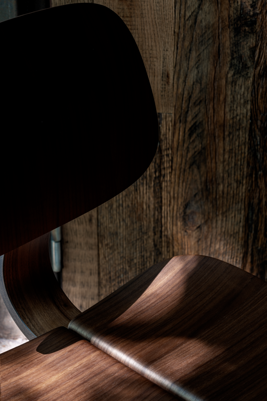 3所“暗黑系”设计师办公室丨中国北京丨广州黑白木设计,北京囙设计,杭州戈多设计-37