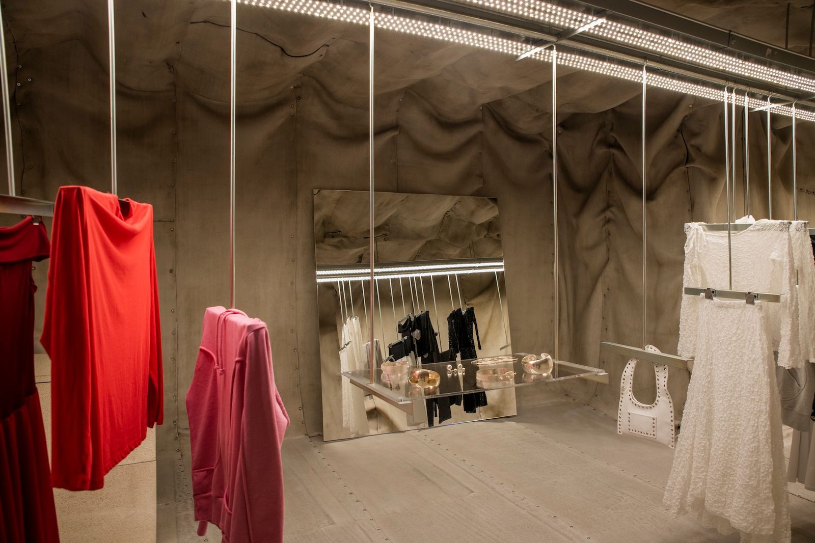 Gimaguas巴塞罗那实体店丨西班牙巴塞罗那丨Guillermo Santomà,TEST-9