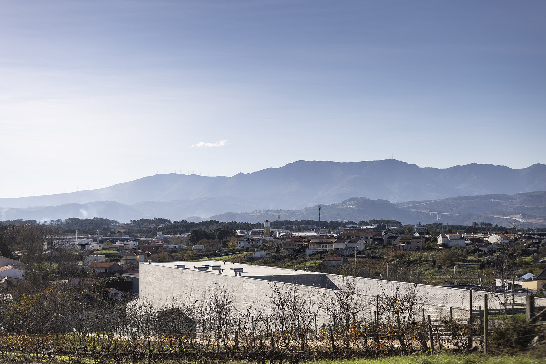 House in Vila Real  / AZO. Sequeira Arquitectos Associados-26