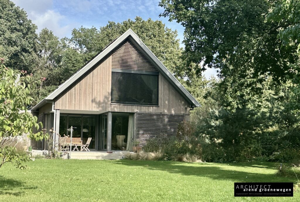 Lijnenspel in houten gevel住宅丨Arend Groenewegen Architect BNA-3