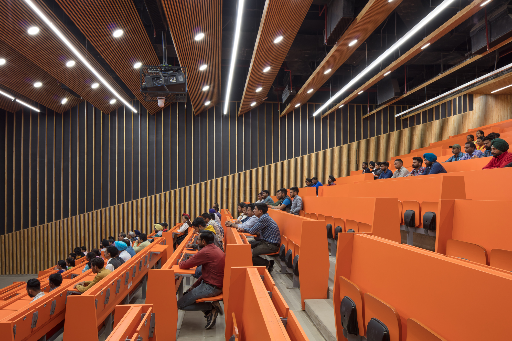 Thapar University Learning Laboratory / Mccullough Mulvin Architects + Designplus Associates Services-37