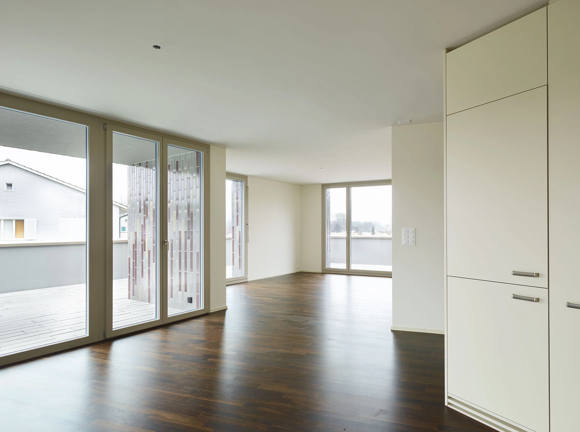 瑞士 Fahrweid 区弧形公寓建筑-23