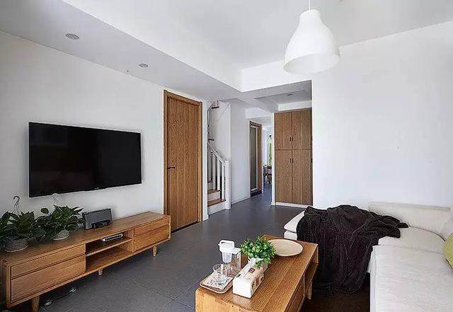 逃离北上广的 90㎡极简小复式-1