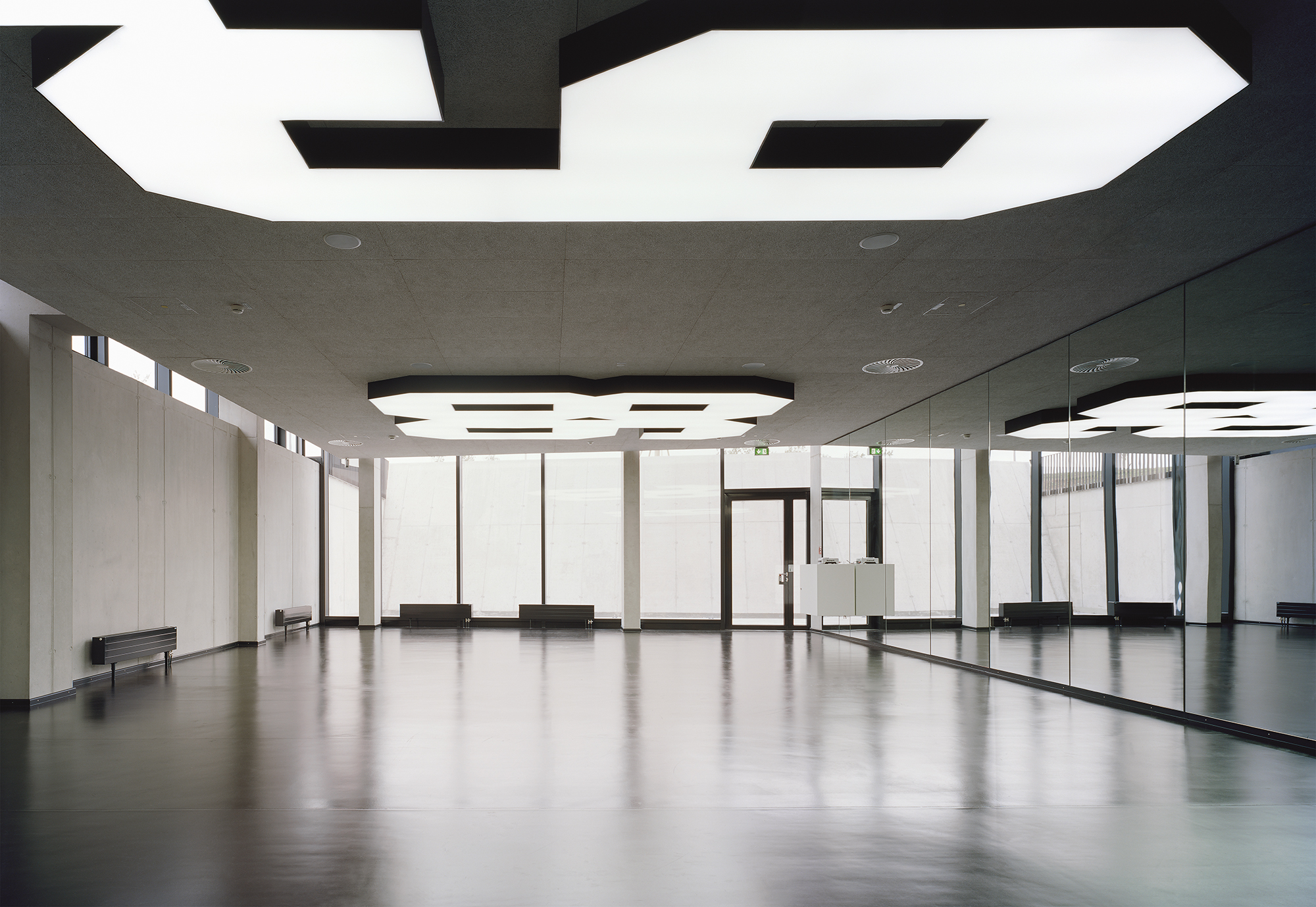 adidas Gym（阿迪达斯健身房及日托中心）丨德国丨agps-13