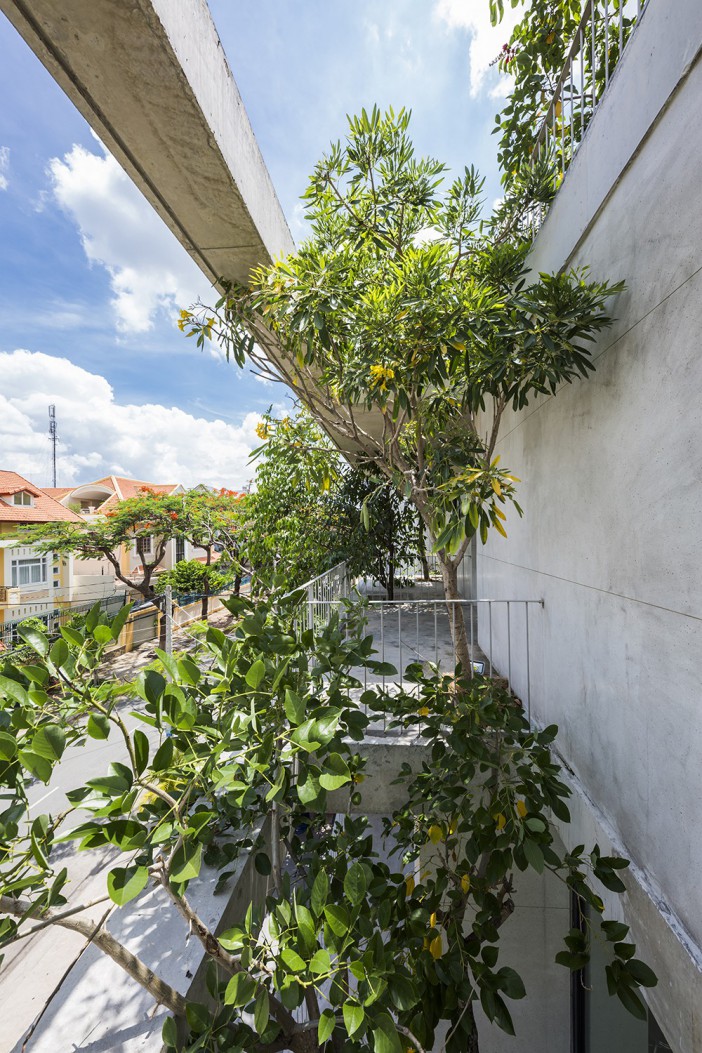 Stacked Planters House | VTN-10