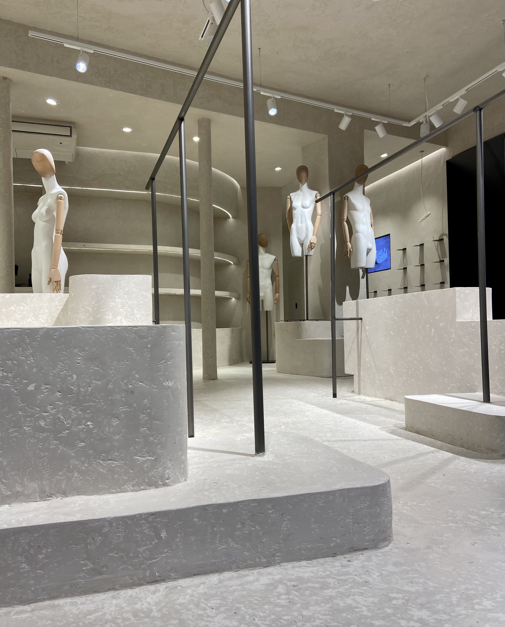 巴黎市中心的环保沉浸式体验店 · ECOALF丨法国巴黎丨Matstudio-26