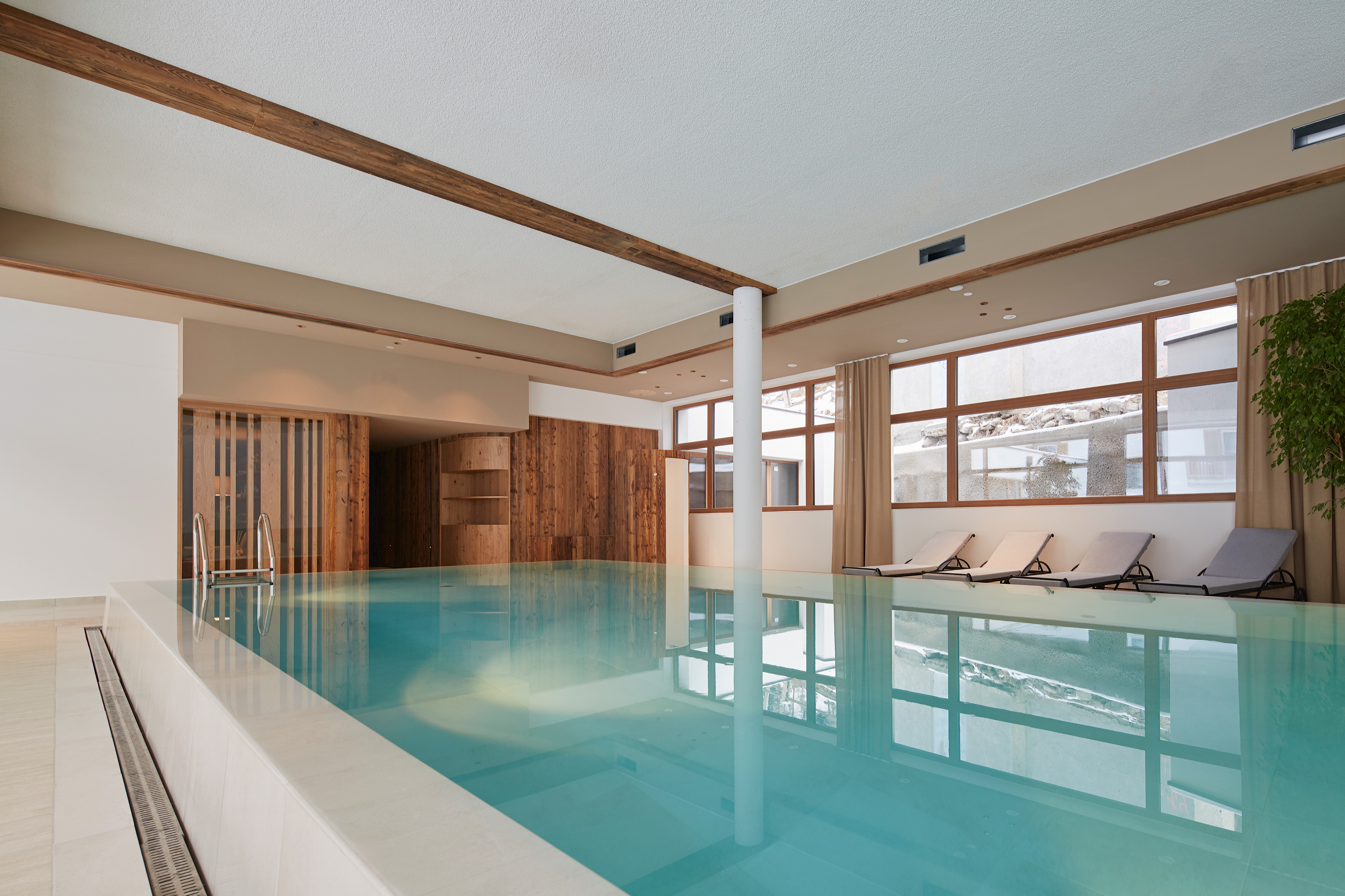 晶莹剔透的水疗酒店 | 泳池、桑拿、放松空间-3