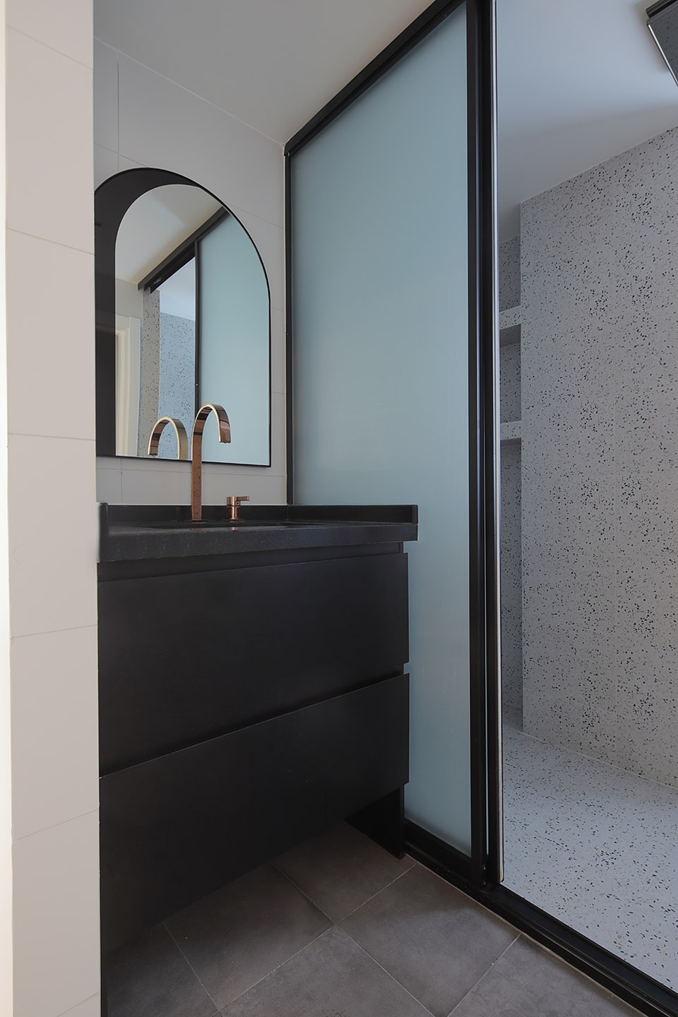 直线、消隐与猫咪乐园，北京 | 张冬月-99