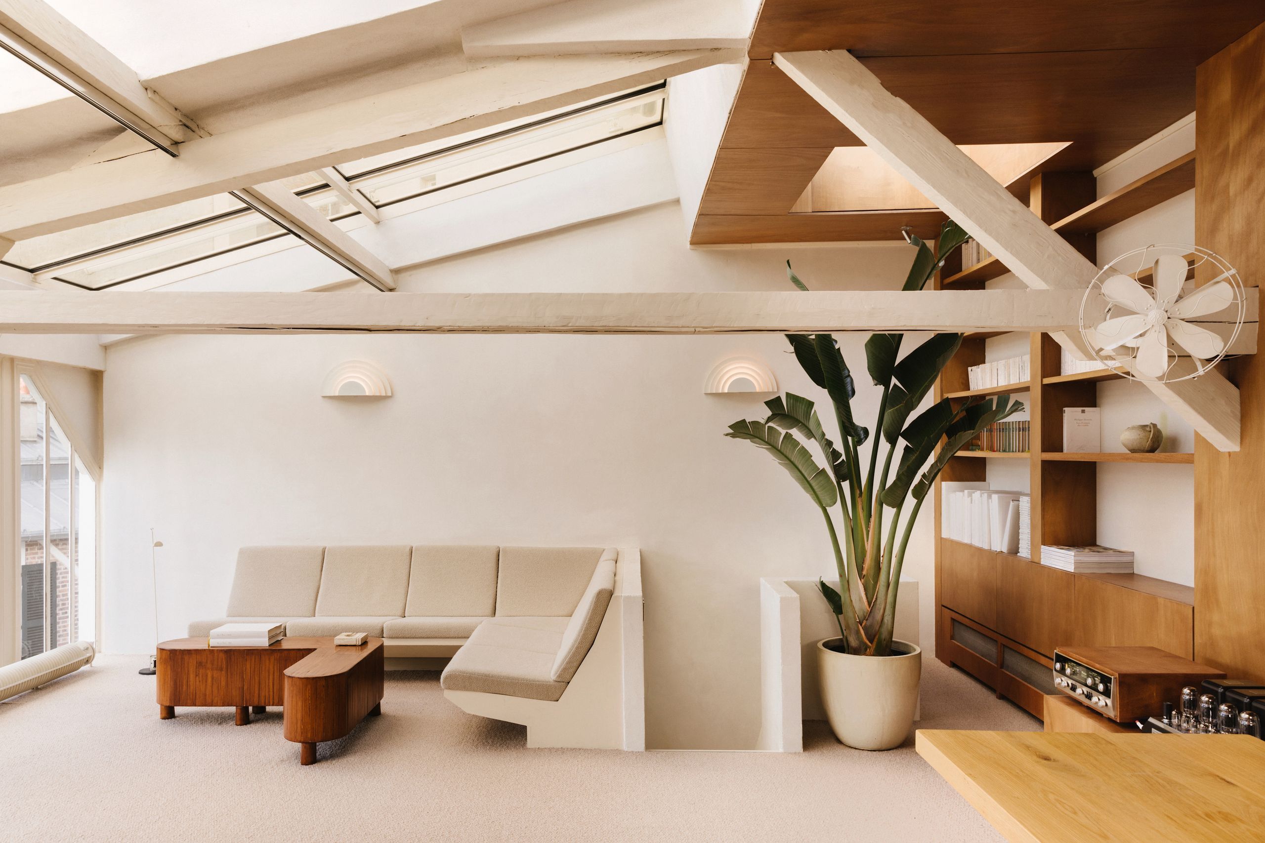 巴黎带惊喜与埃菲尔铁塔景观的阁楼丨法国巴黎丨Rudy Guénaire-2