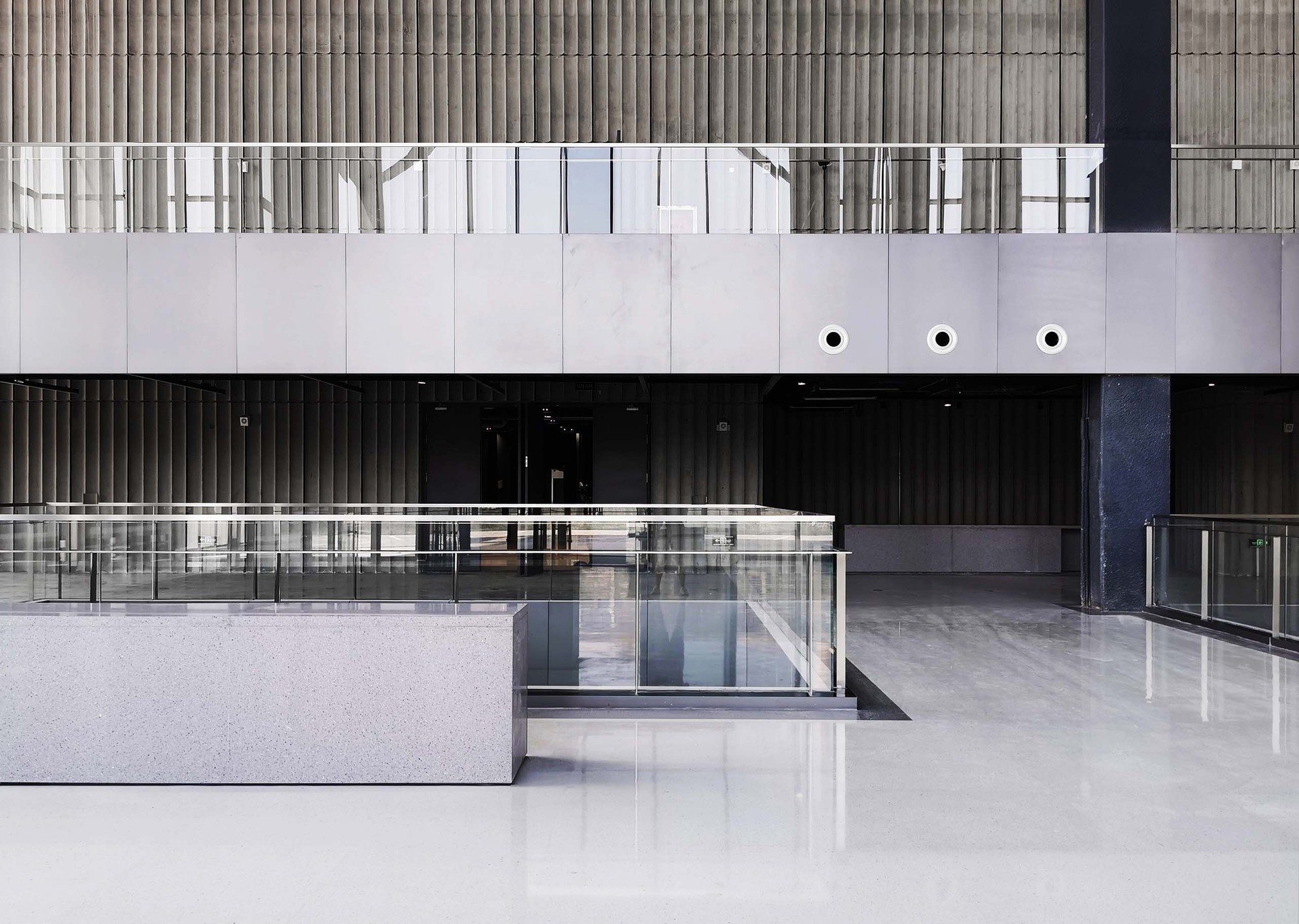 首钢制氧厂 3350 车间室内改造丨中国北京丨弘石设计-40