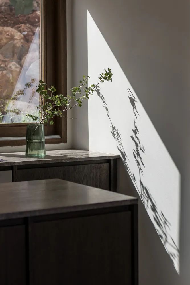 原木极简度假别墅丨Desypri Misiaris Architecture-20