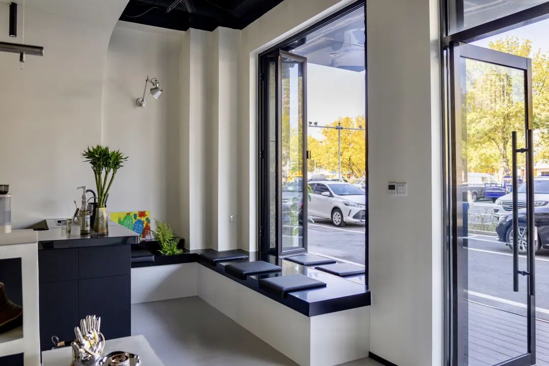 浮光跃影,补阕灯檠丨中国天津丨凡高空间设计-33