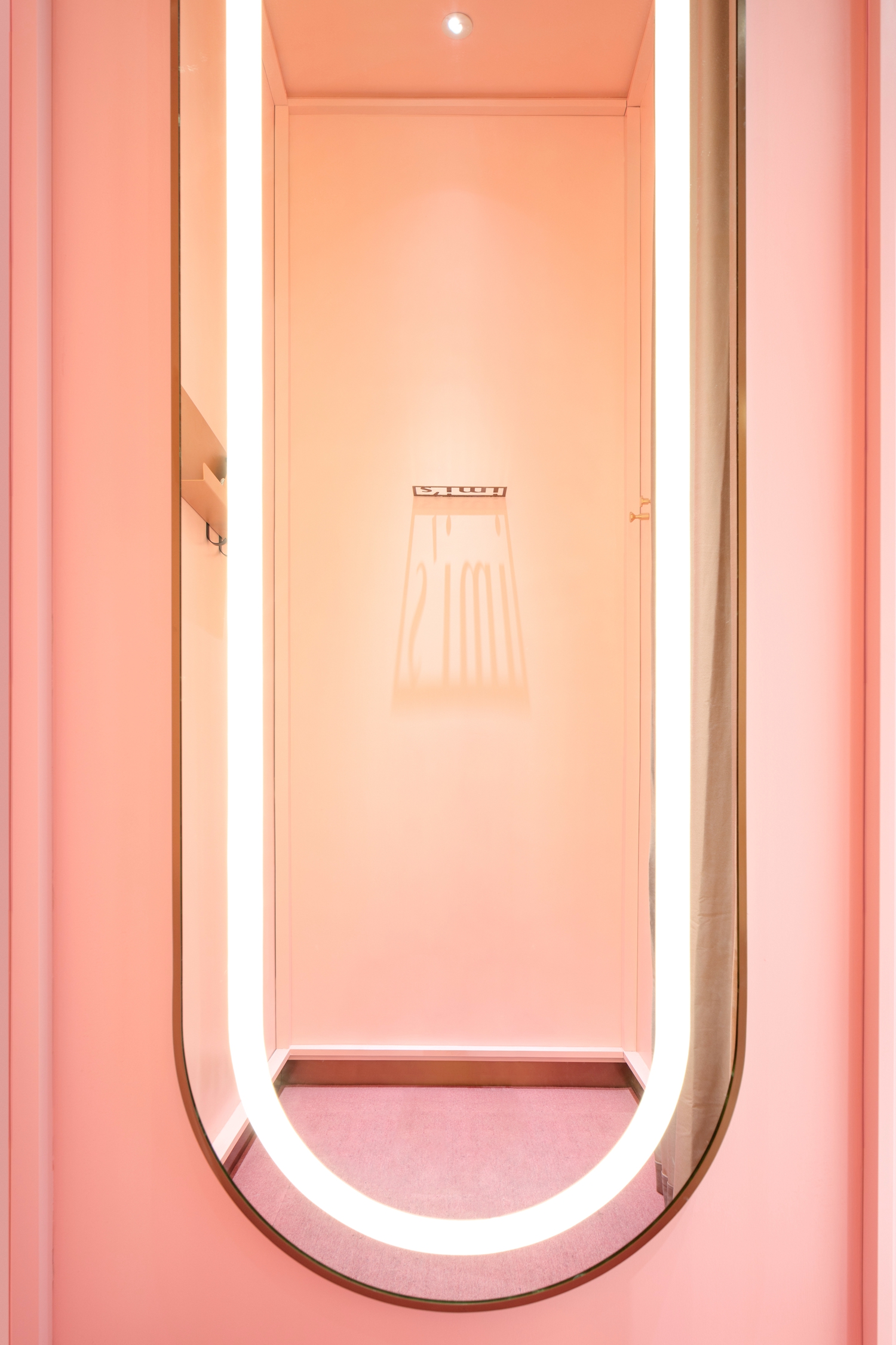 imi's 爱美丽内衣店,灵感源自《天使爱美丽》的电影空间-31