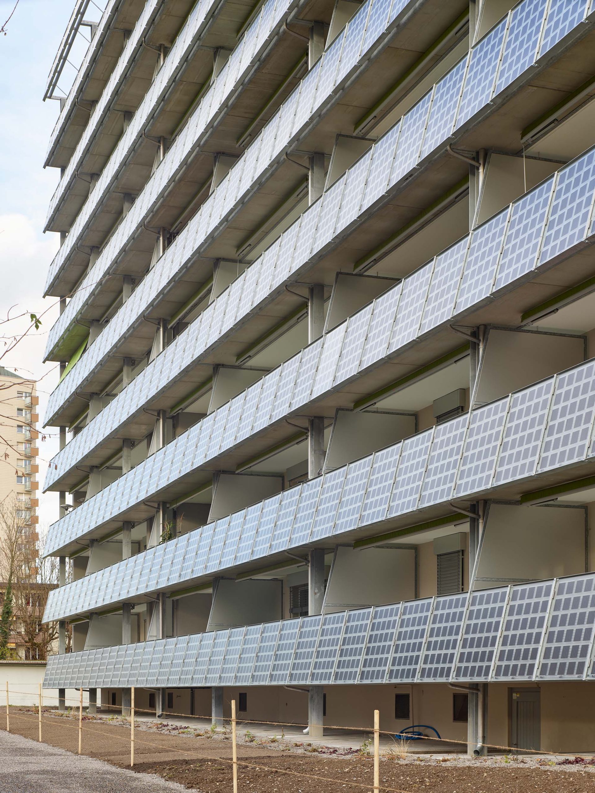 Hirzenbachstraße公寓楼阳台及光伏扩展项目丨瑞士苏黎世丨Lütjens Padmanabhan等-17