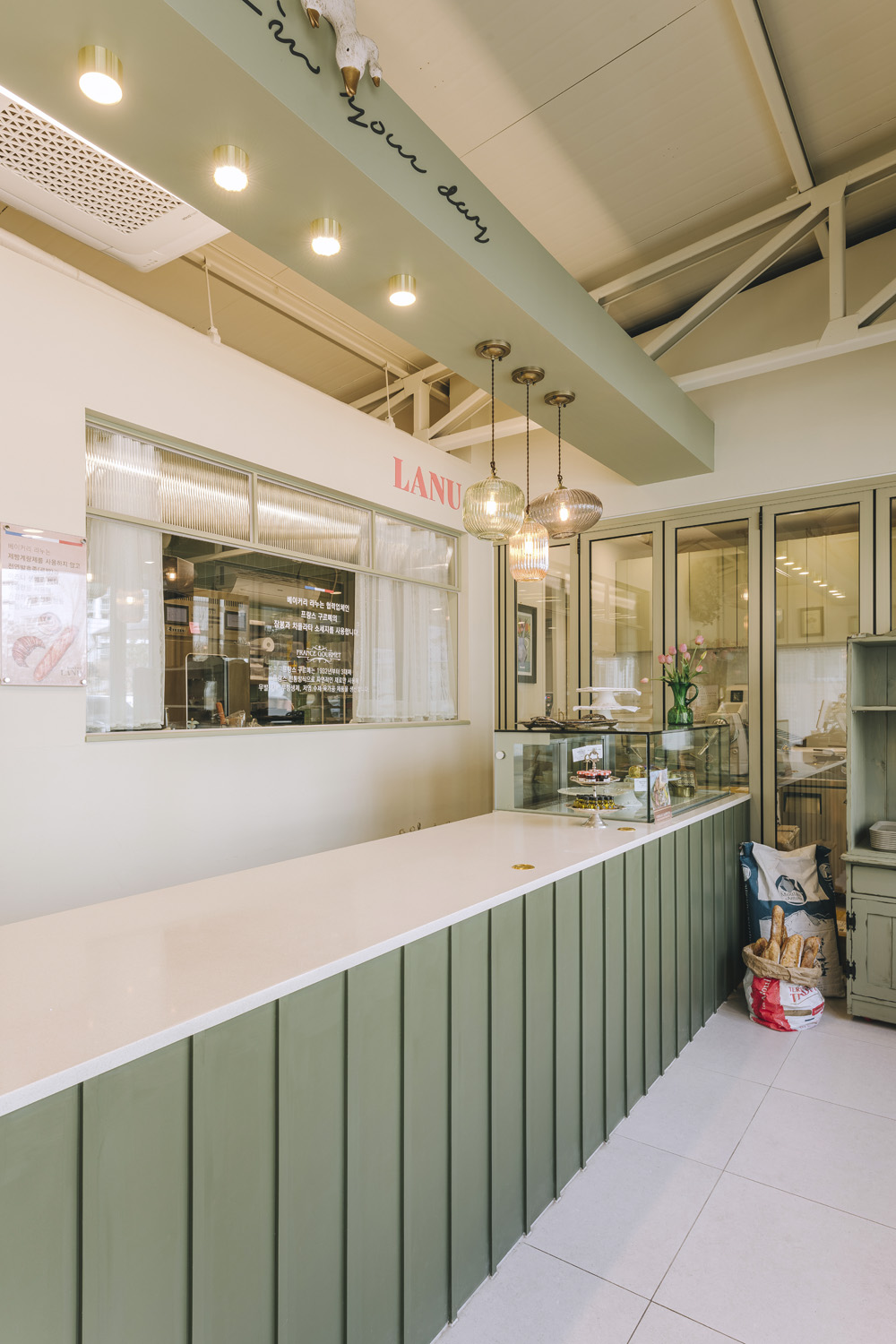 色彩斑斓的贝克里内饰设计-9