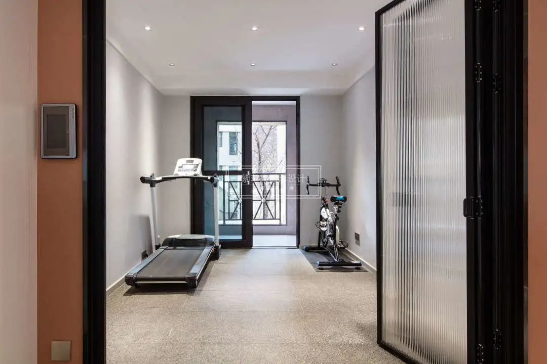 打破常规的色彩之家·现代风格设计案例丨紫苹果装饰集团-44