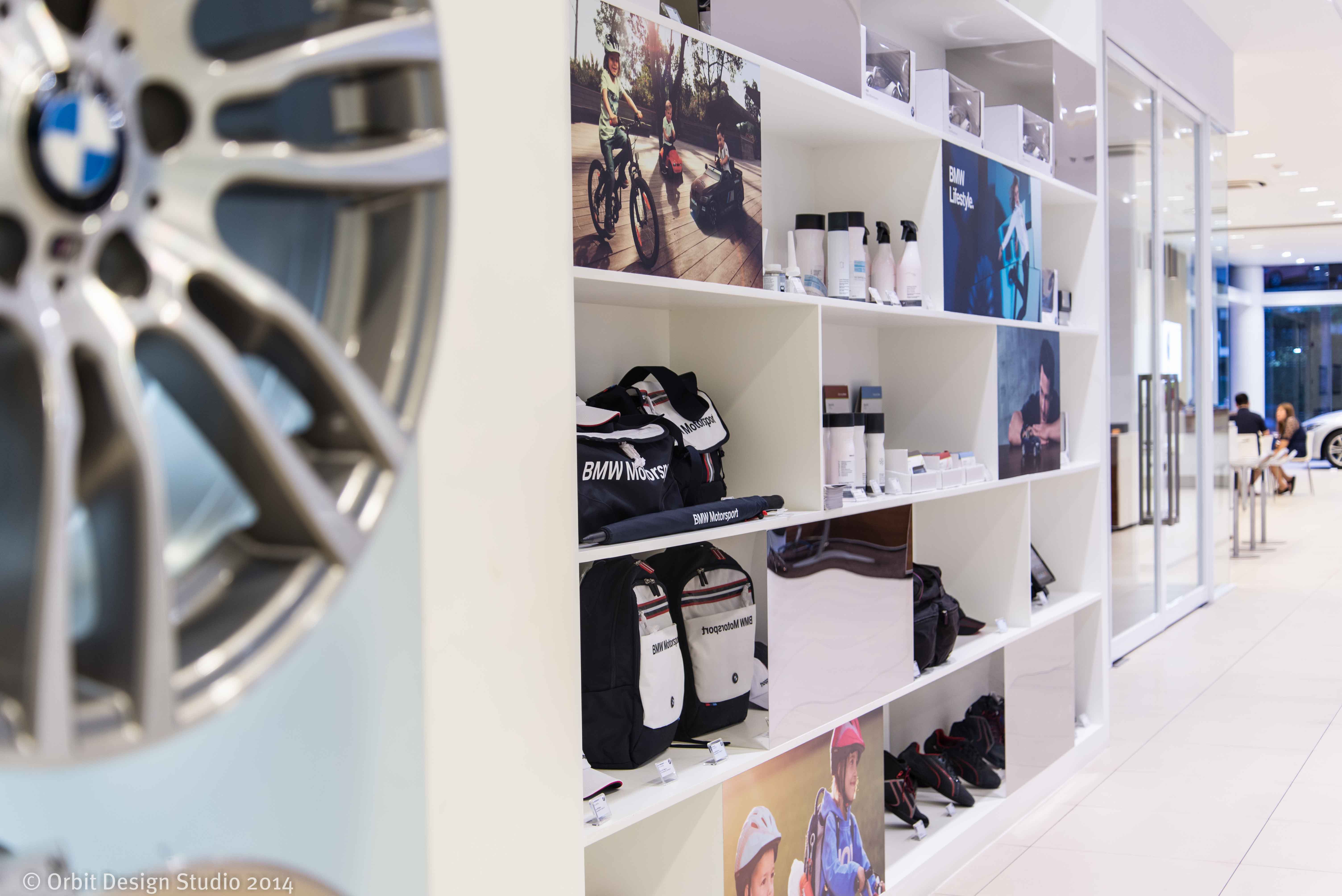 曼谷 BMW 展厅 | 轨道设计工作室-17