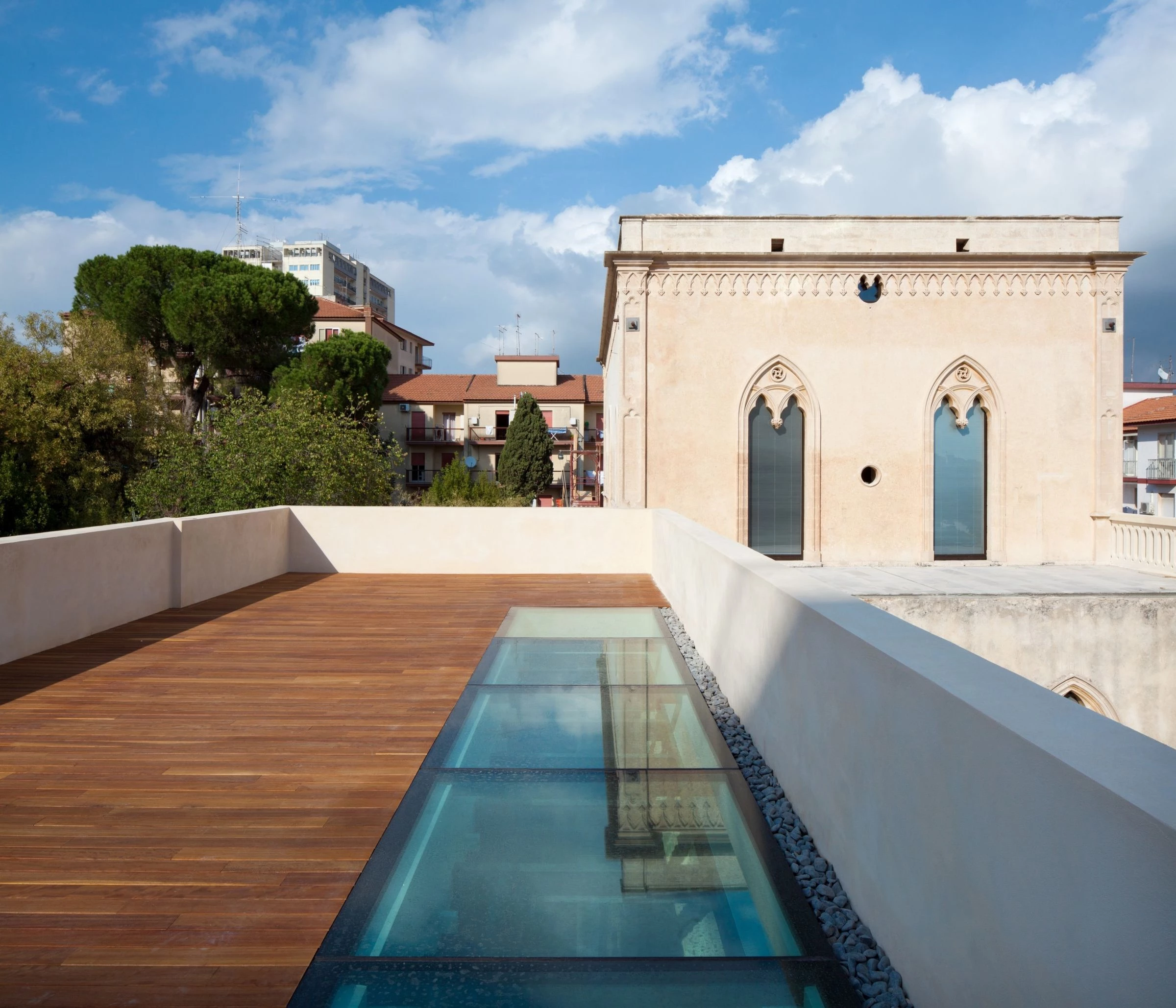 意大利修复古堡别墅,新旧对话的光影空间-22