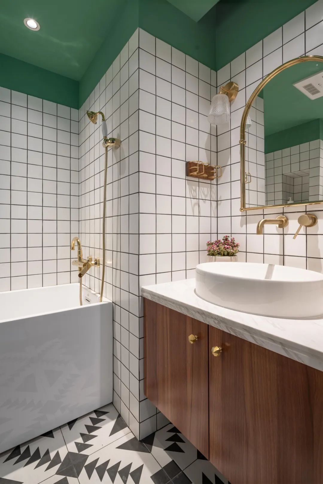 梦幻混搭,城市女业主的精致生活空间-62