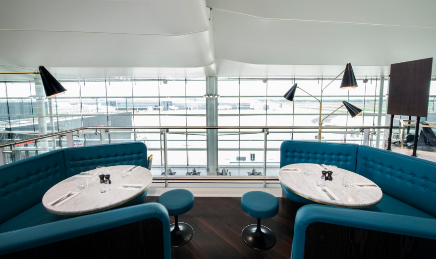 希思罗机场二号航站楼冰淇淋咖啡馆室内设计丨阿芙罗狄蒂·克拉斯（受启发创作）-30