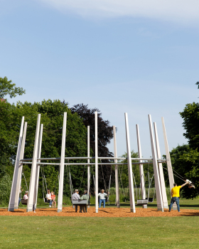 Ring of Swings / IND [Inter.National.Design] + Studio ID Eddy