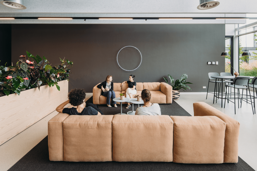 温室里的绿色办公室丨荷兰丨Atelier PRO architects-10