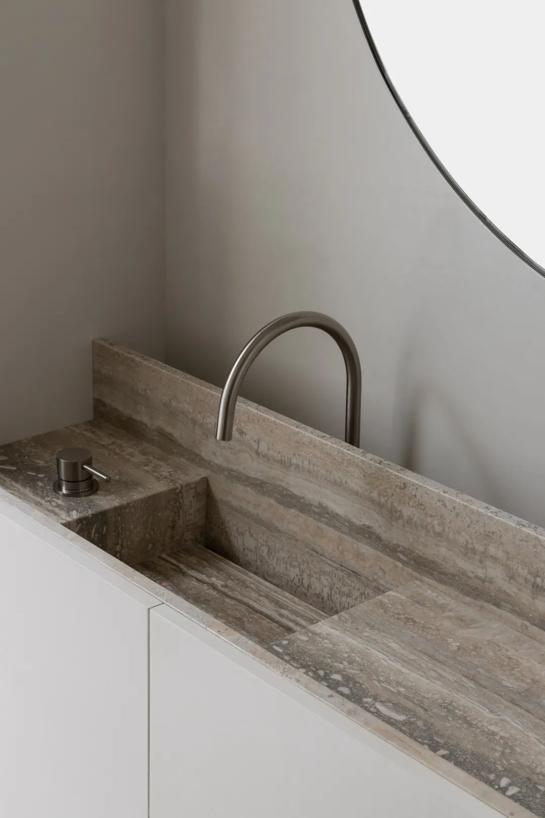 光与开放 · 艾玛·塞尔泽的极简之家丨澳大利亚墨尔本丨Selzer 设计工作室-11