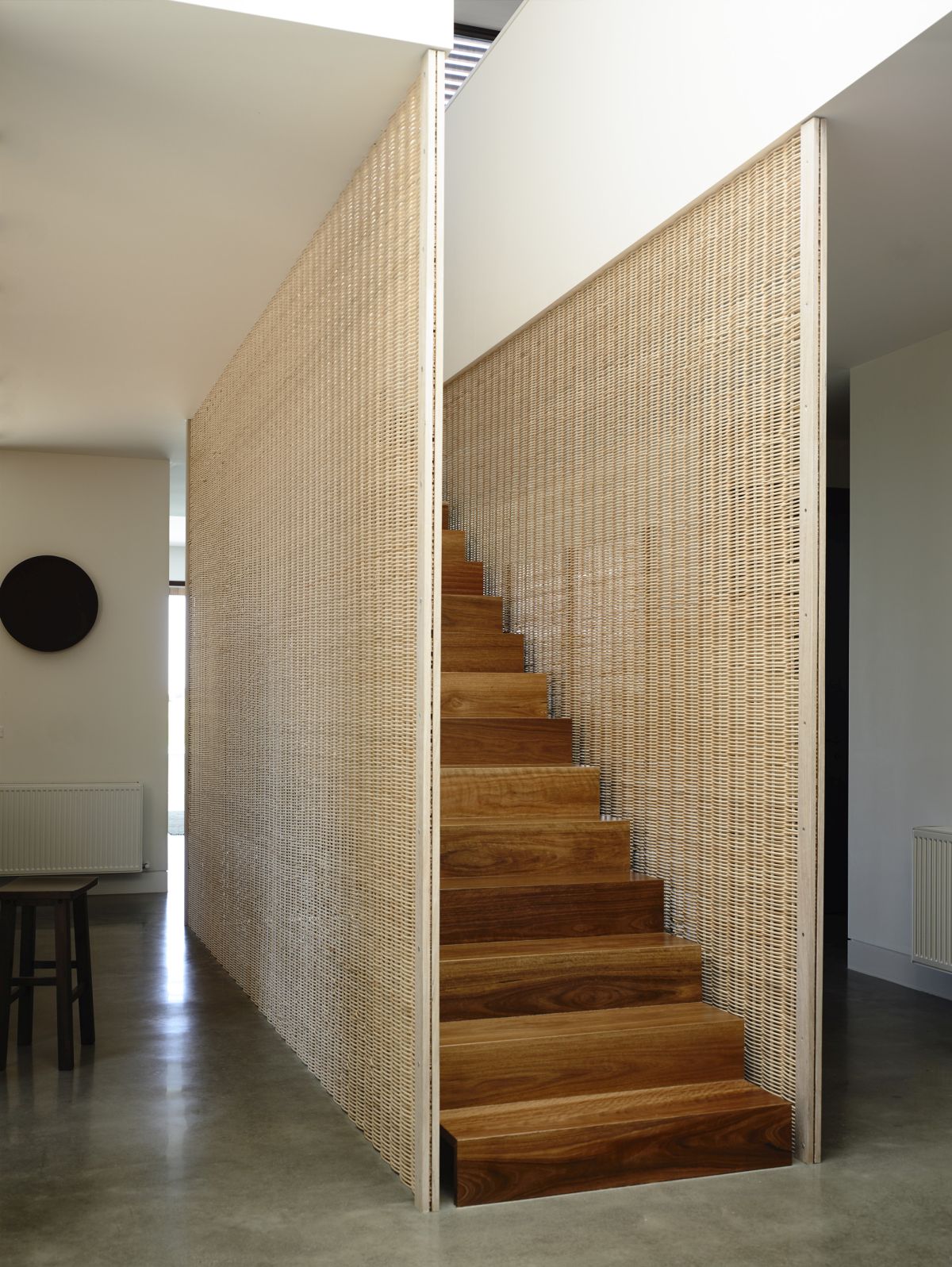 Exploring Pattern Designs That Make Staircase Screens Stand Out-13