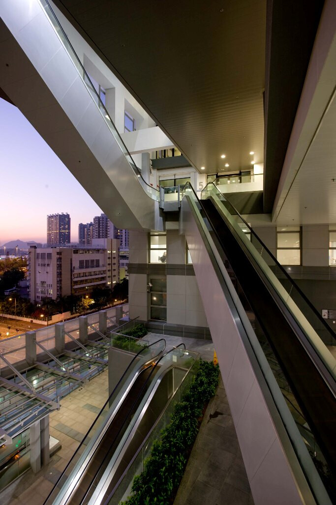 香港理工大学红砖双子塔校园设计-13