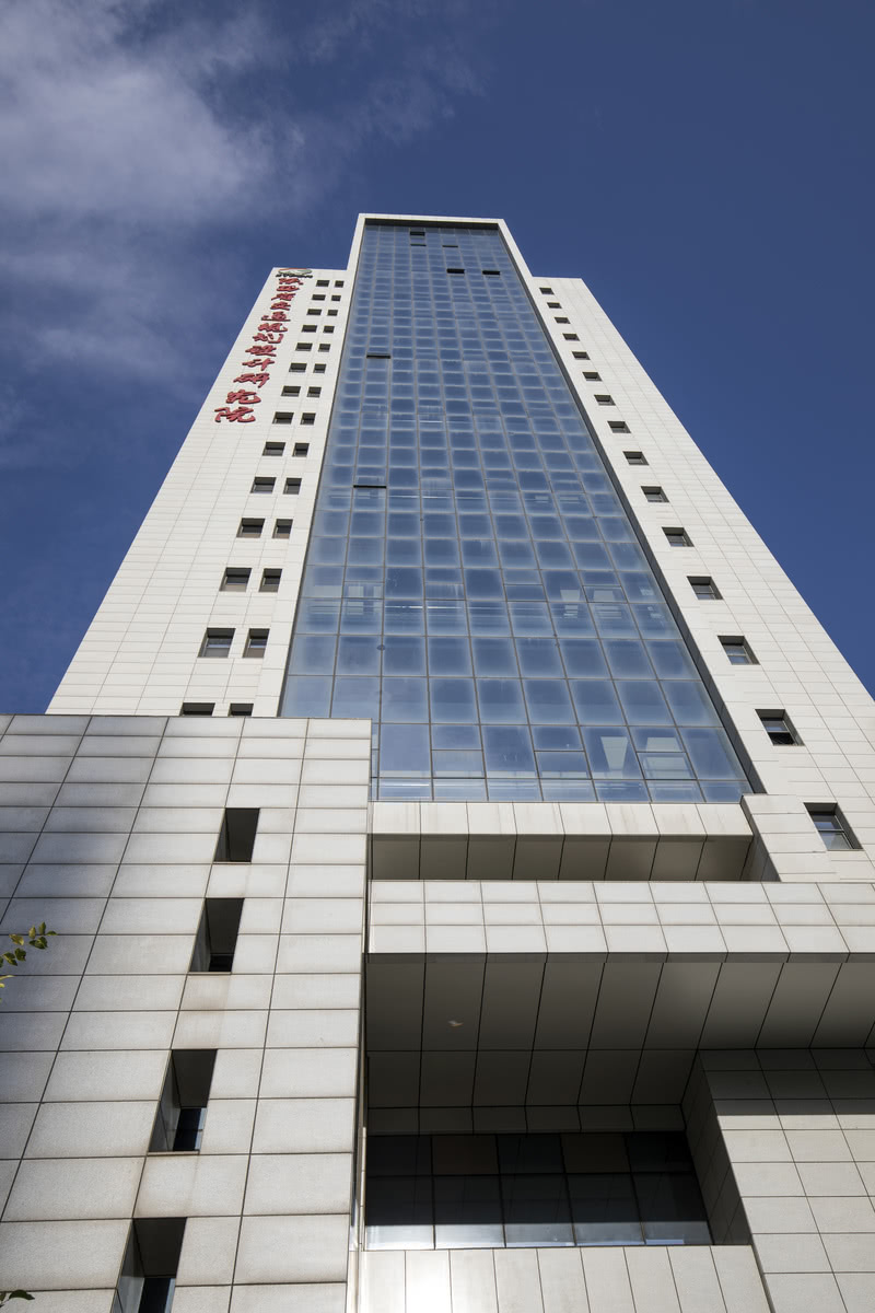 陕西公路勘察设计院现代绿色办公空间-9