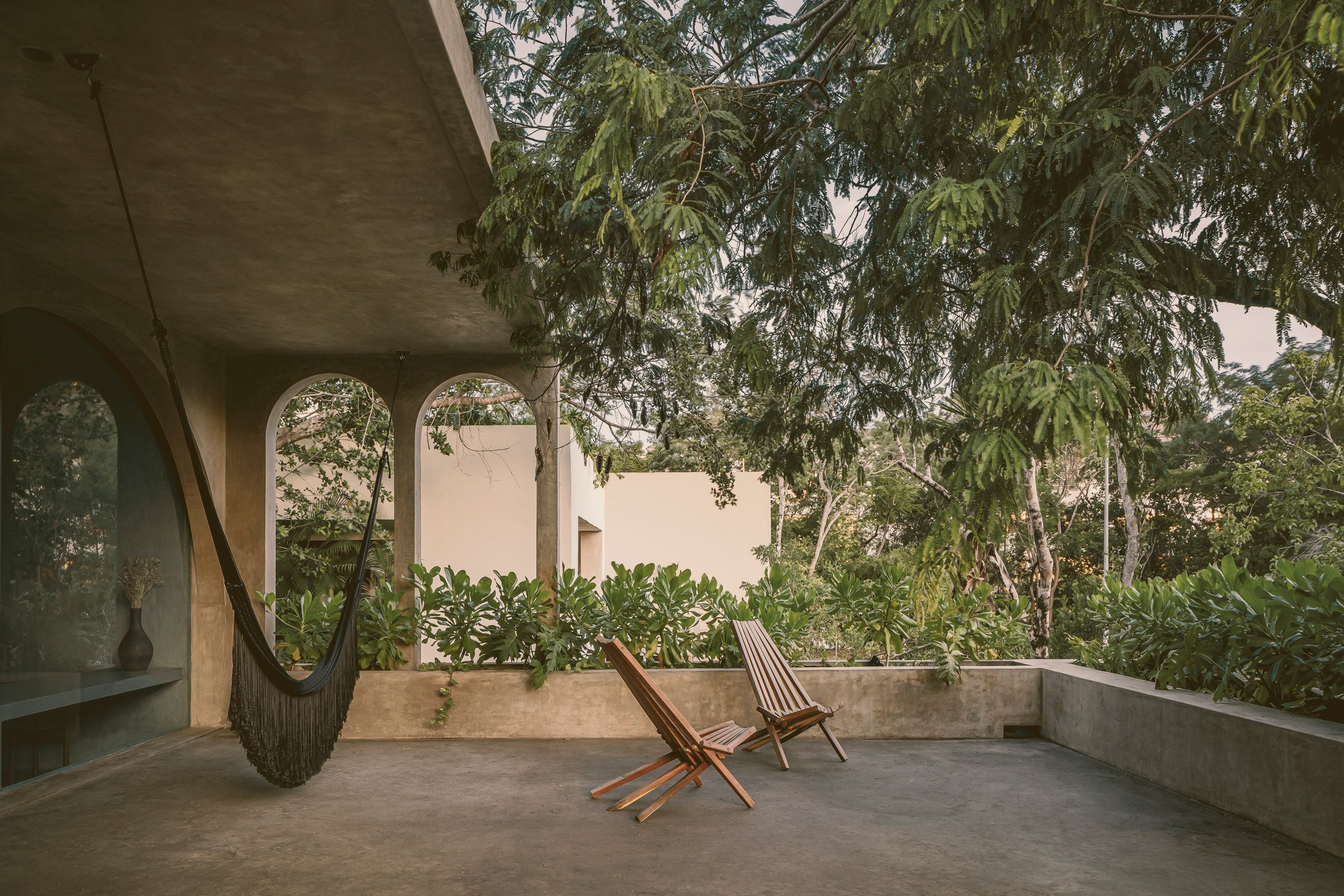 墨西哥 Villa Petricor 度假别墅 | 与自然共生的混凝土诗意空间-32