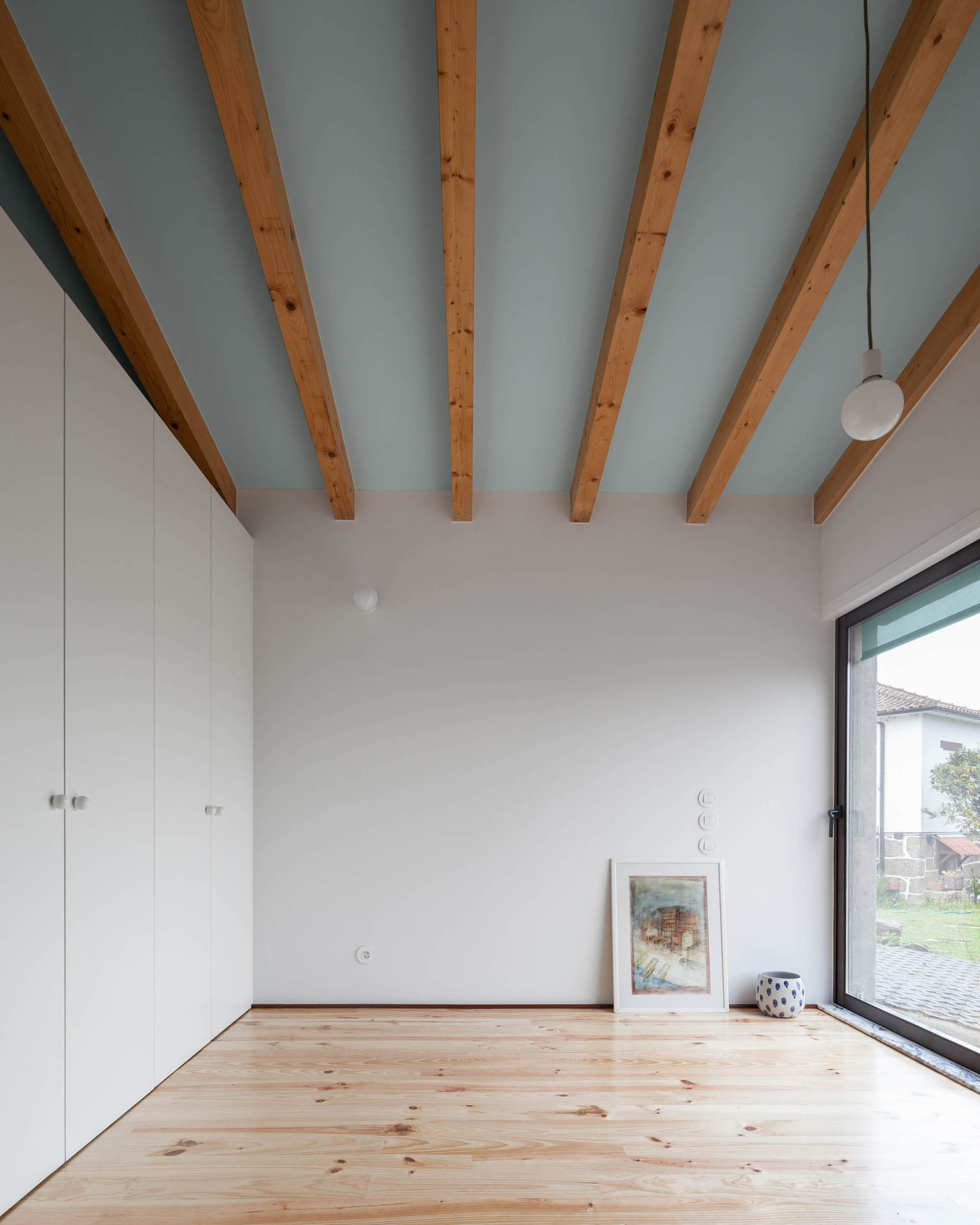 大房子下的房子丨葡萄牙丨fala-13