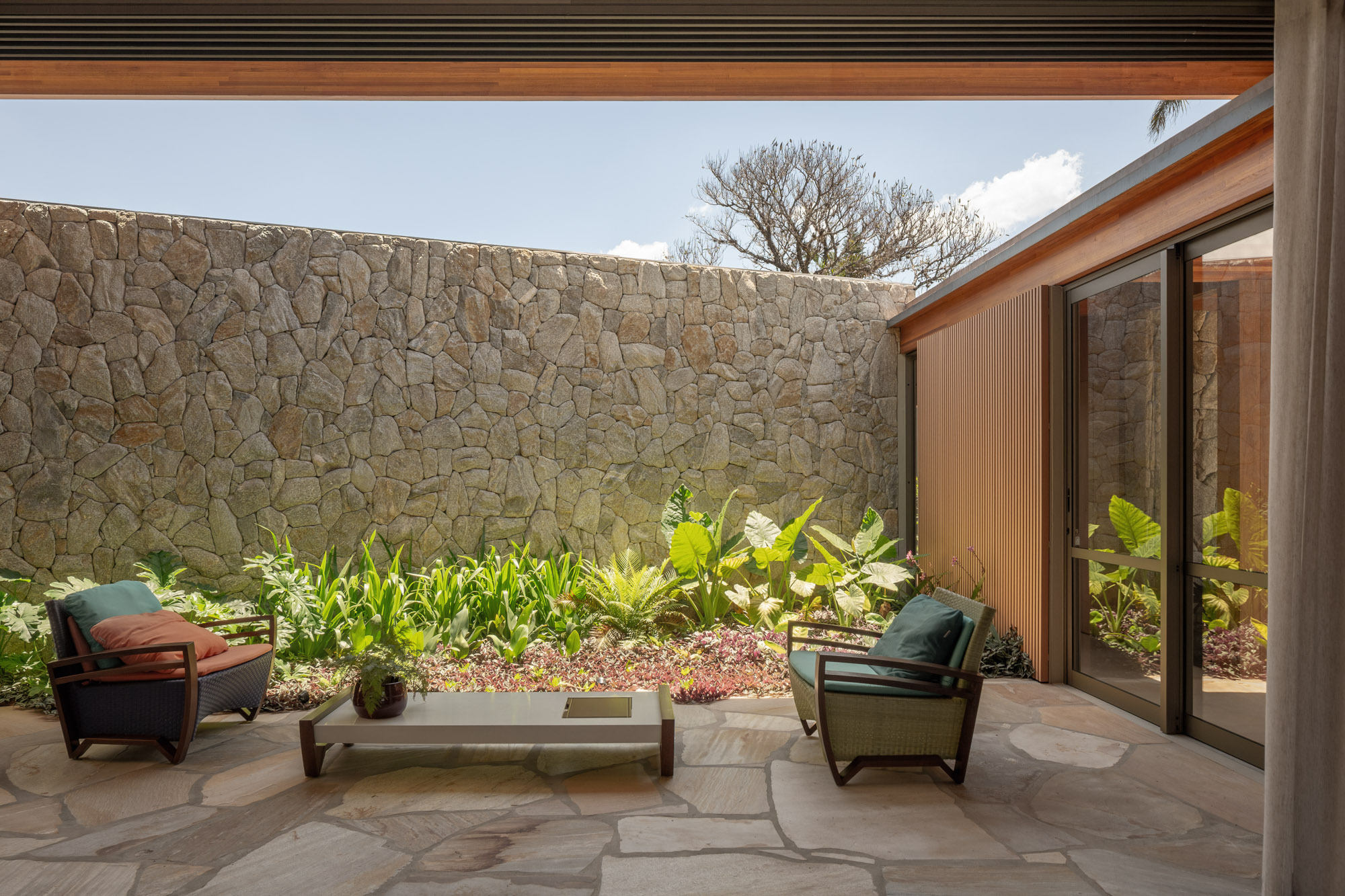 马萨诸塞州住宅（注：MA一般是美国马萨诸塞州Massachusetts的缩写，这里House可理解为住宅，具体需结合更详细语境） 丨巴西丨Estúdio Rossi Arquitetos-11