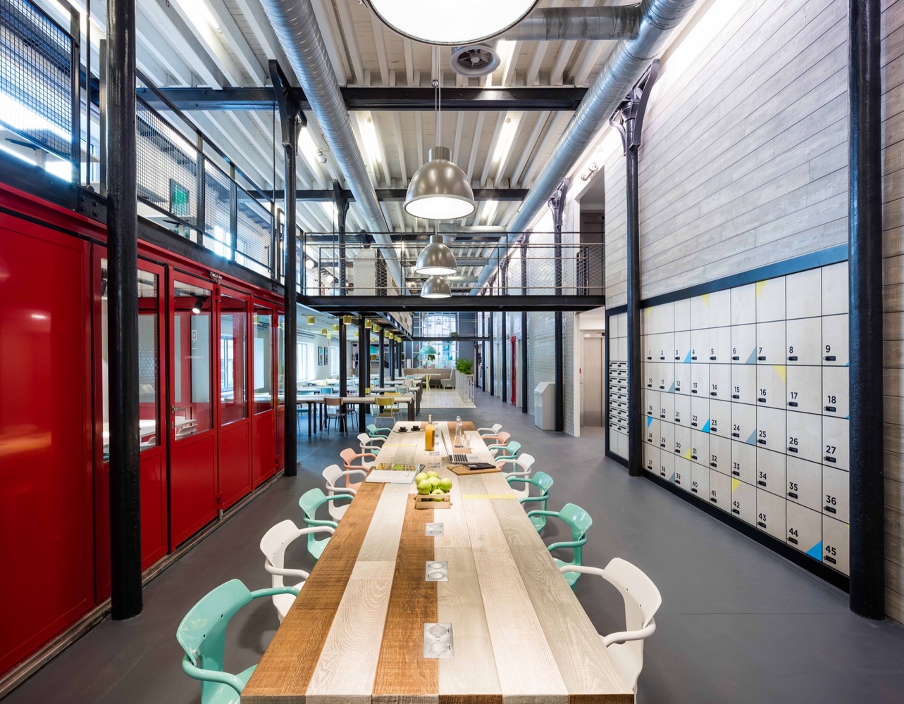 Deskopolitan  MoreySmith-41