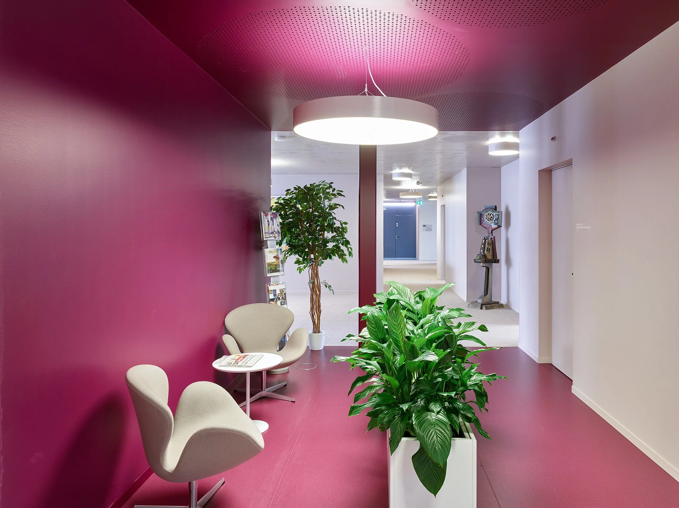 瑞士罗曼德彩票办公空间-12