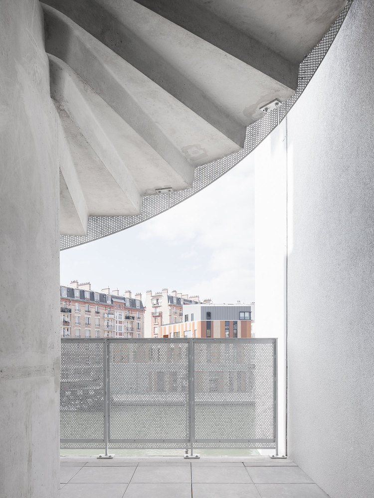 巴黎运河边的“跳舞”住宅-45