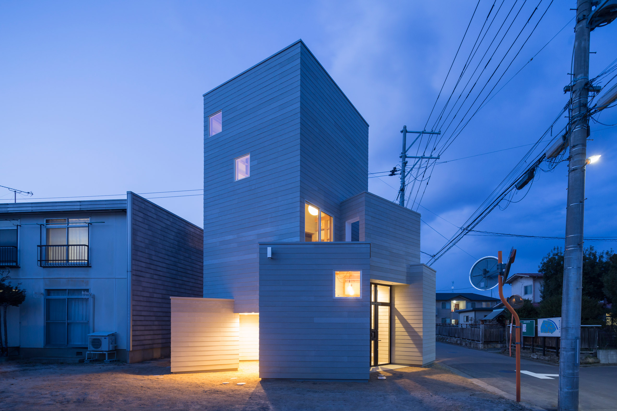 Cohta Asano builds his new Fukushima home as a cluster of nine cuboids-27