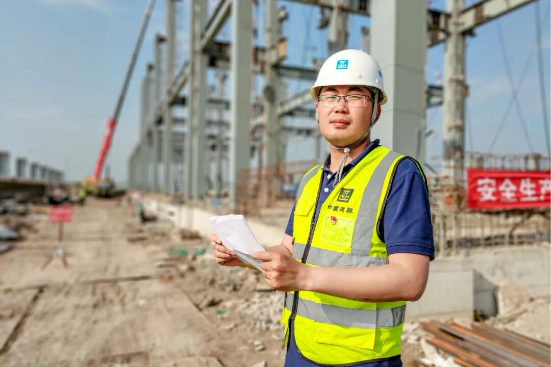 【榜样·底色】全国新时代青年先锋奖吴闯：创新三项行业之最，硬核技术“闯”出新程-6