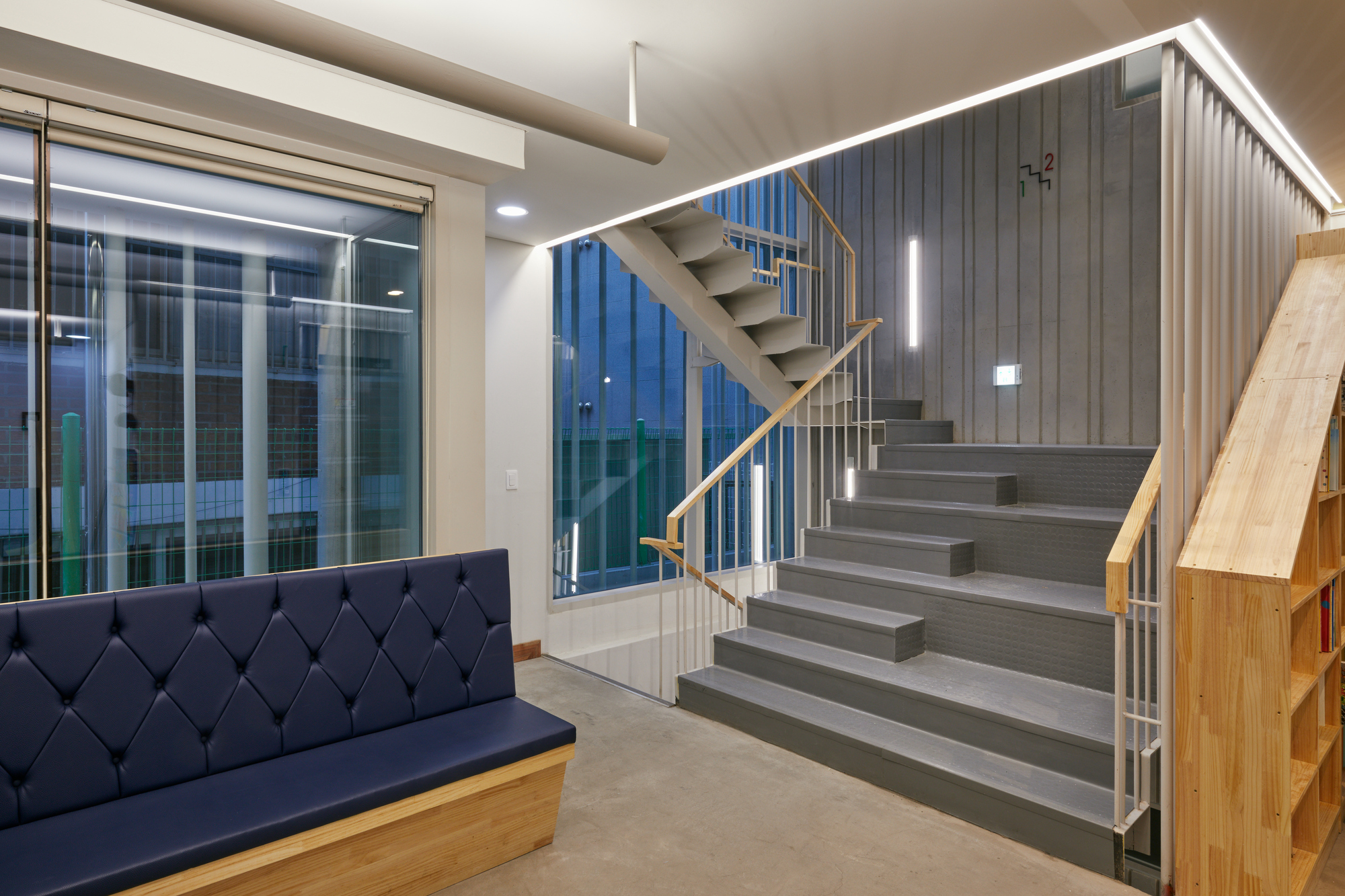 Nowon Women's Education Center / TPL Architects-11