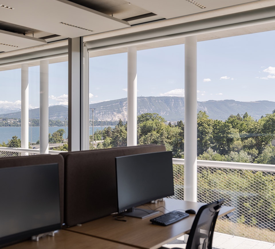 瑞士隆奥银行总部丨瑞士日内瓦丨Herzog & de Meuron-35