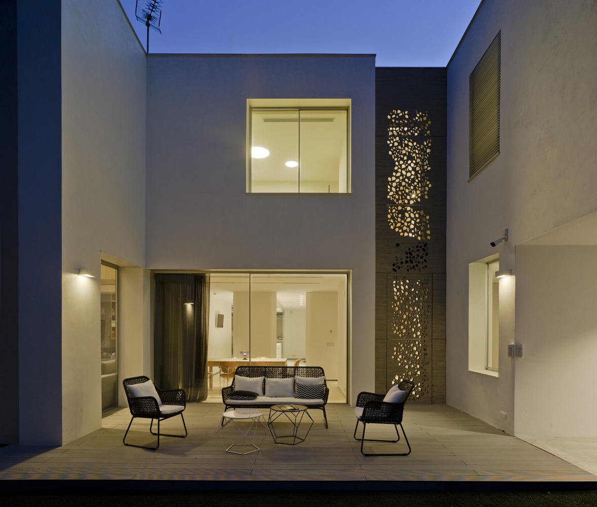 极简雕塑家居 | ZüV 别墅的豪华材料与设计-78