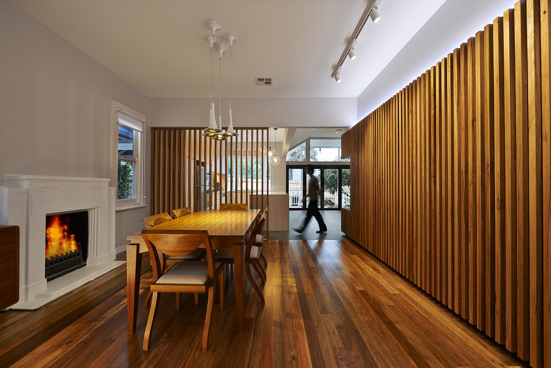 格伦艾里斯（Glen Iris）扩建与翻新工程

注：E·tension推测为Extension的拼写错误，在建筑领域Extension常指建筑的扩建部分，Renovation指翻新、整修Glen Iris一般是特定的地名，音译为格伦艾里斯 丨澳大利亚墨尔本丨JLTL Architects-21