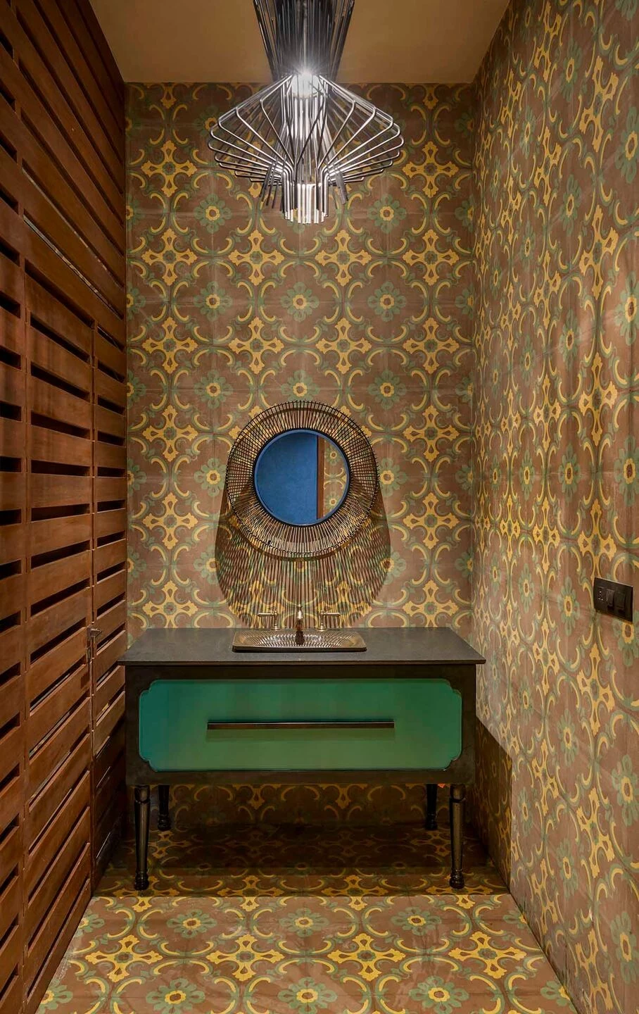 稳定的；坚固的；静止的丨印度丨Taliesyn-18