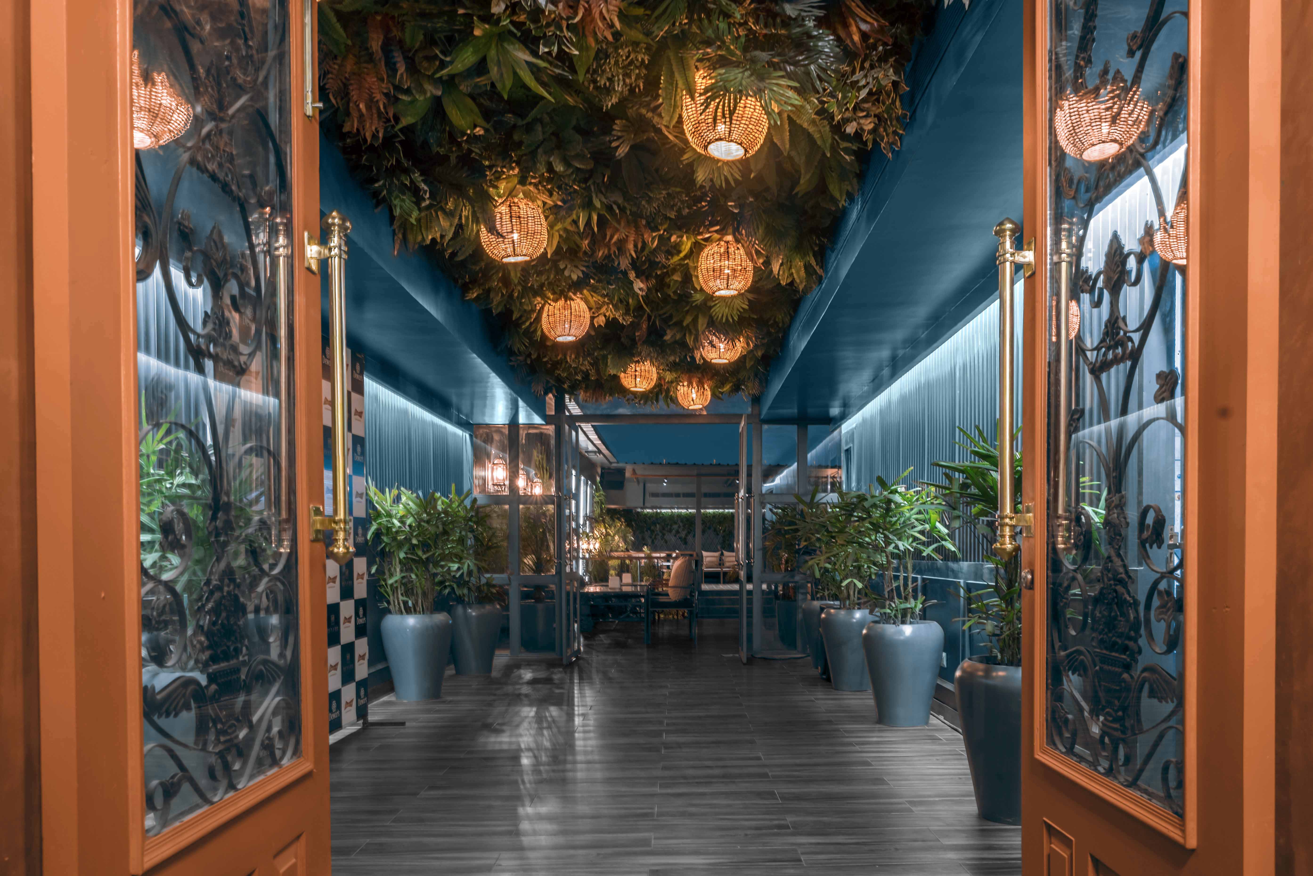 天空区块餐厅及露台酒吧丨英国德里丨PANTONE COLLECTIVE-0