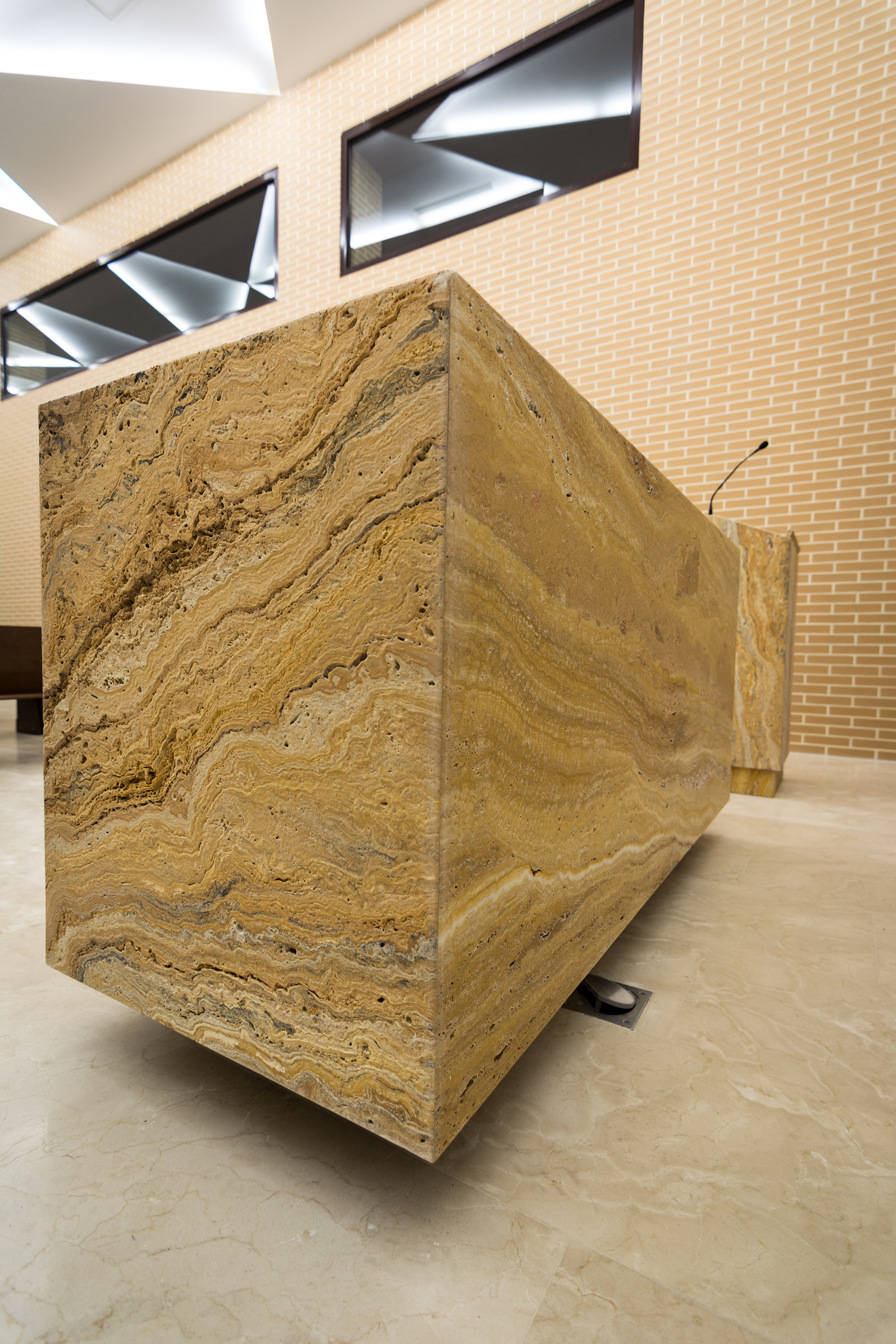 Monóvar Funeral Home | 融入自然的哀悼空间-23