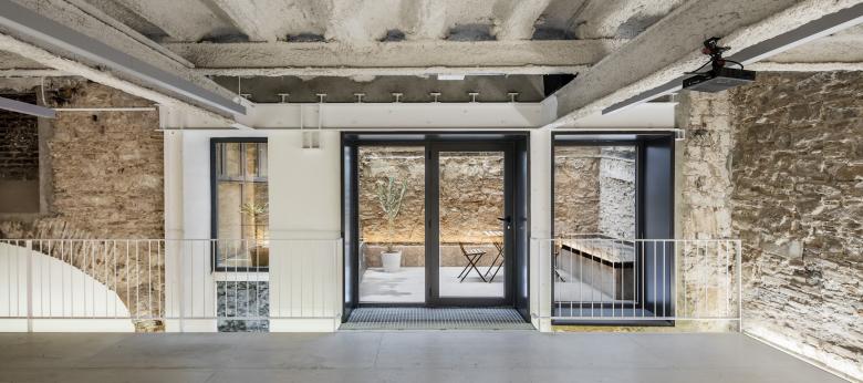 凯奇画廊+联合办公丨西班牙巴塞罗那丨sandy brunner Architecture-8