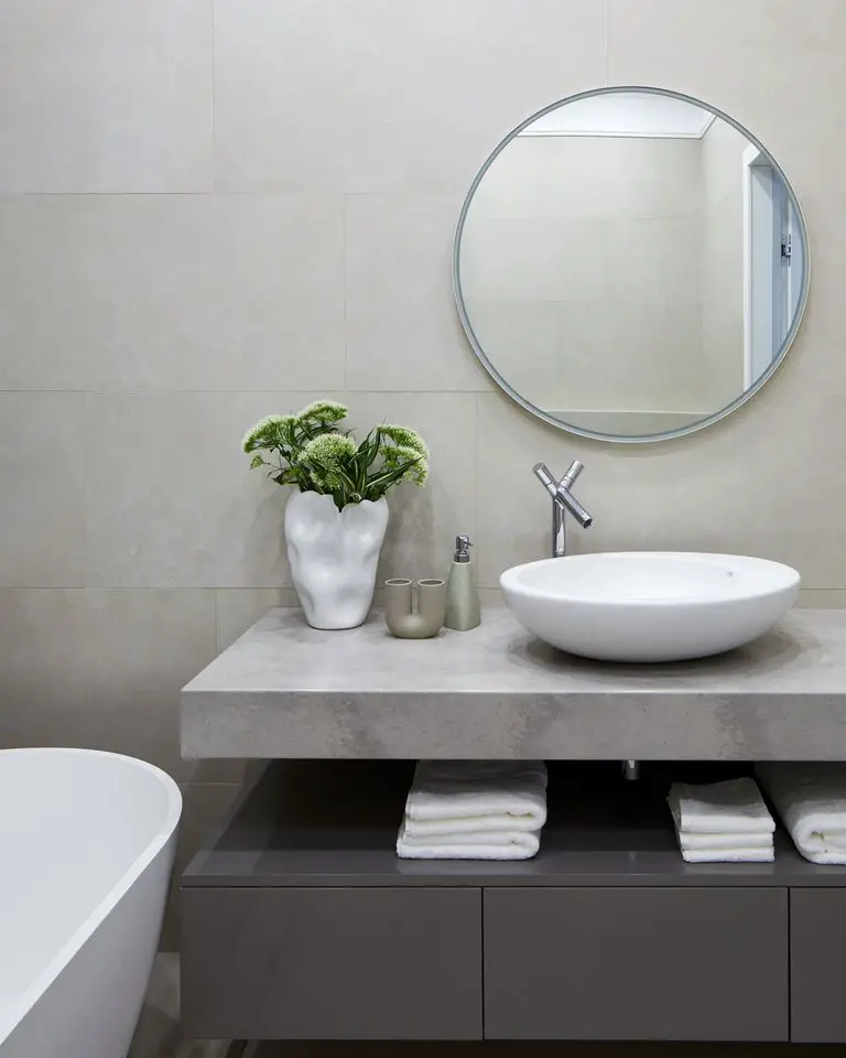 巴黎风尚 · 哈萨克斯坦的优雅家庭公寓-17