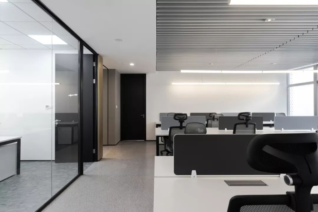 传统匠心情怀的办公空间设计-22