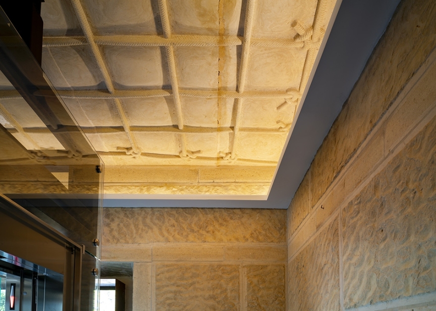 西班牙 Piedra 大楼翻新 | 纯手工石砌艺术的现代诠释-22